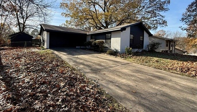 1st image of 2003 Cenwood Dr