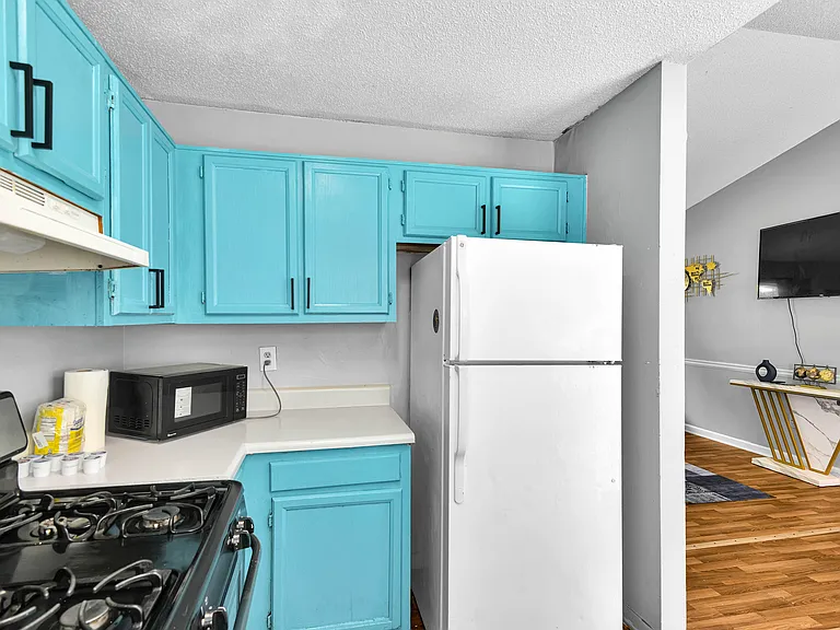 5626 Pine Gate Dr — Photo 15