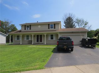 17 Kimberly Anne Dr, Rochester, NY 14606