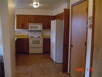 5th image of 10007 La Paz Dr NW