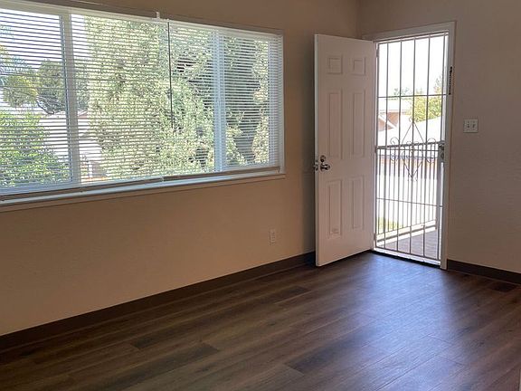 2nd image of 409 G St #6