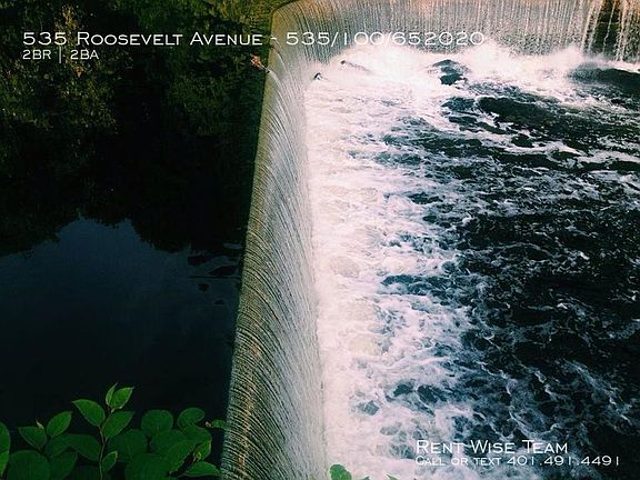 3rd image of 535 Roosevelt Ave