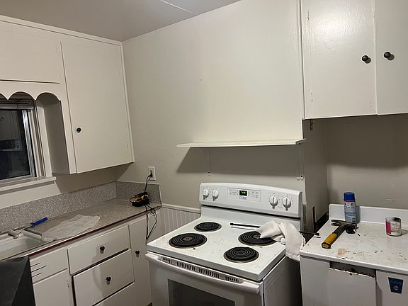 5th image of 103 S Michigan St #1
