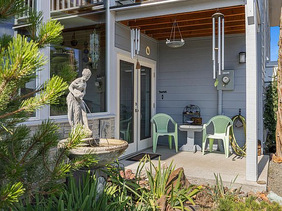 5th image of 89138 Dog Lake Ln