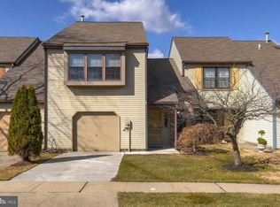 9 Abby Ct, Robbinsville, NJ 08691