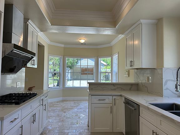 5th image of 233 San Gabriel Ct