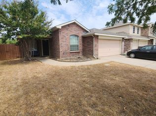 3621 Black Ranch Ct, Roanoke, TX 76262