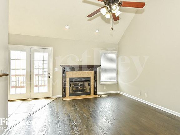 4th image of 3489 Sikorsky Ln