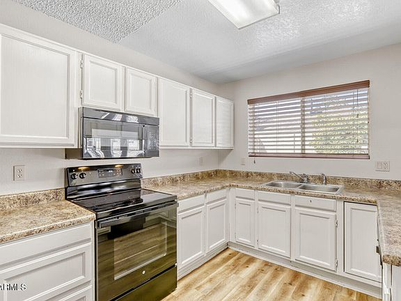 3rd image of 6304 E FAIRFIELD Street