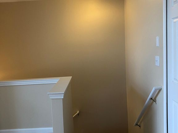 4th image of 16741 Carriage Way
