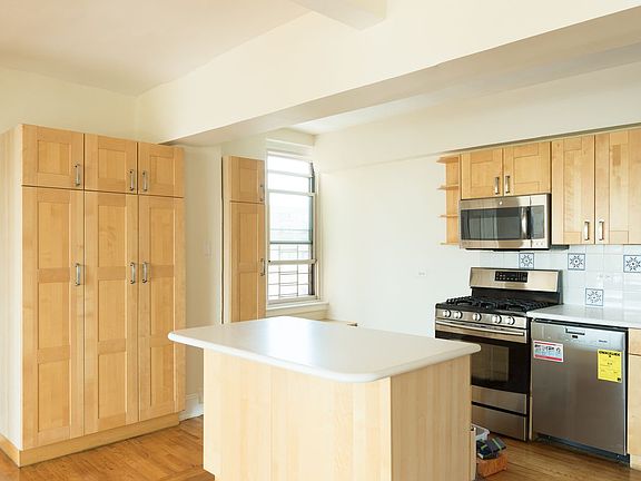 5th image of 410 Central Park W #17A