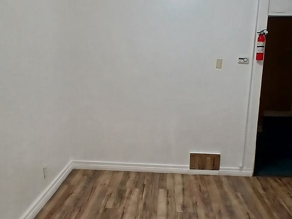 5th image of 106 S 5th St Unit 1