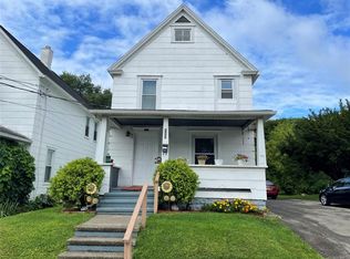 117 Oak Hill Ave, Endicott, NY 13760