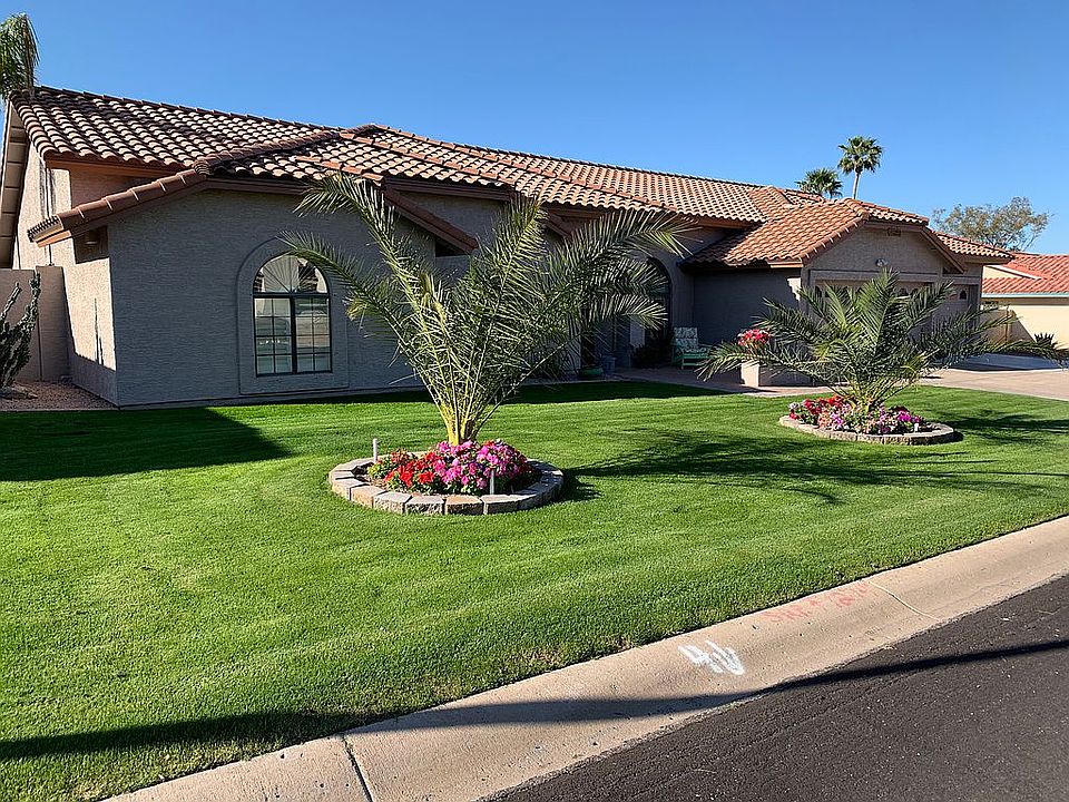 2nd image of 6241 E Camelot Dr