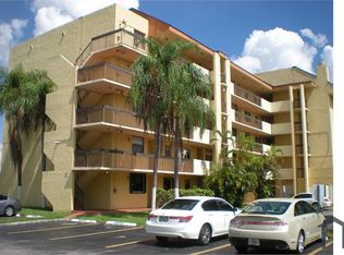 8881A Fontainebleau Blvd APT 501, Miami, FL 33172