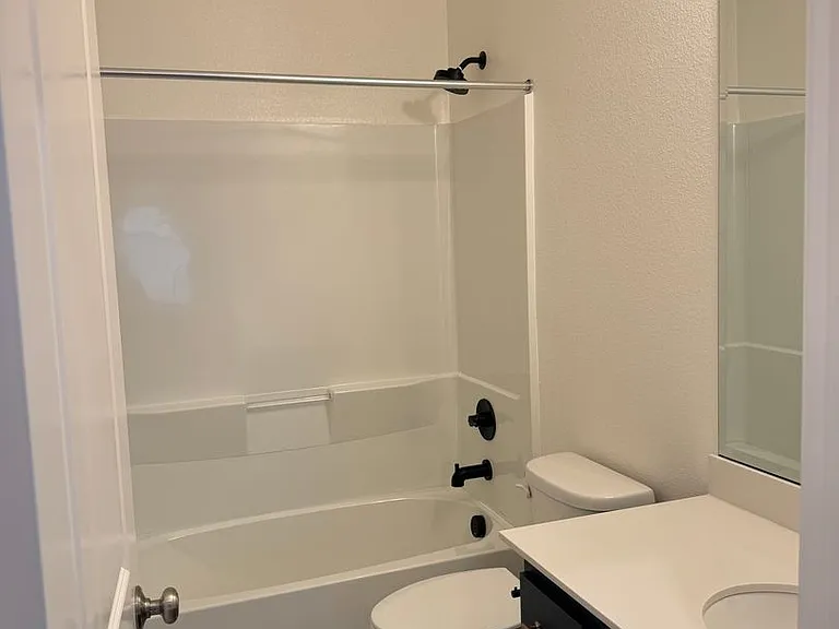 2347 Veterans First Ave — Photo 6