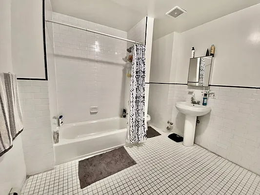 Rented by Native Real Estate LLC | media 9