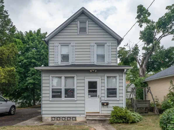 5 Conrad St, Sayreville, NJ 08872