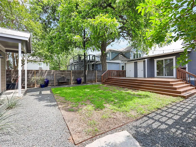 904 Willow St #A & B — Photo 33