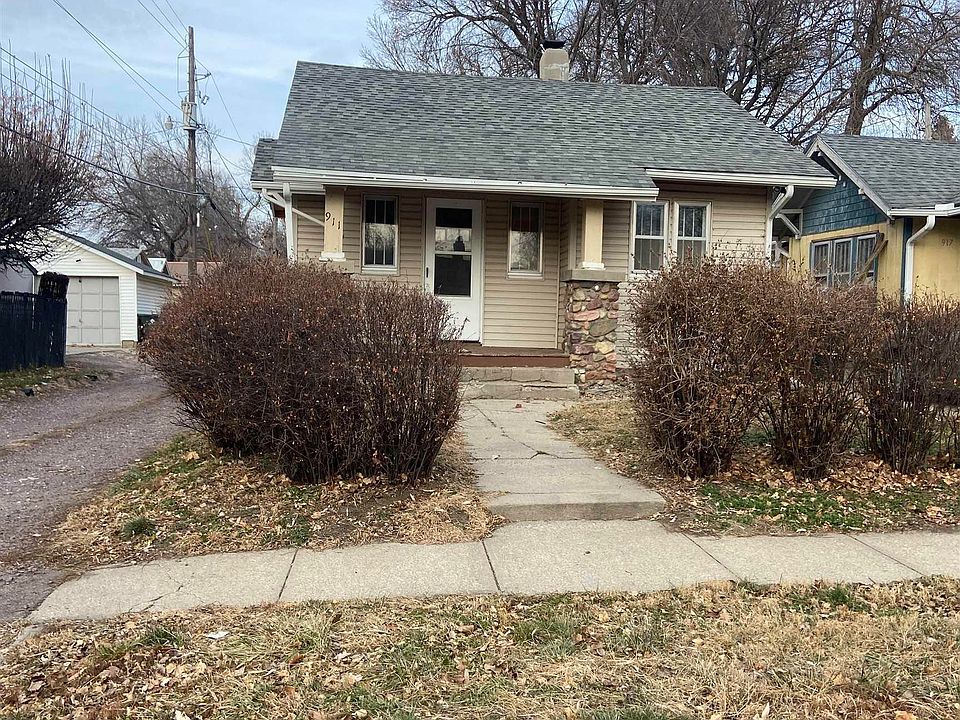 1st image of 911 22nd St