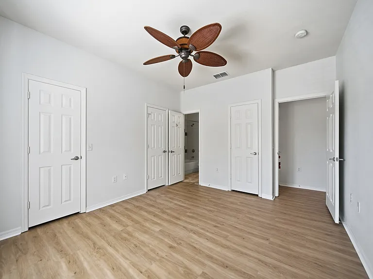 7780 Plantation Cir — Photo 15