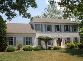 25 Glen Eagles Rd, Washington, NJ 07882