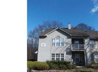 702B Harwood Ct, Mount Laurel, NJ 08054