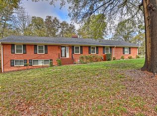 151 Sardis Rd, Charlotte, NC 28270