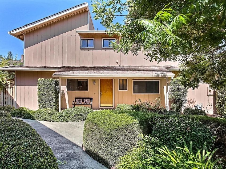 1st image of 12099 Atrium Dr