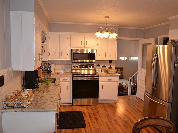 5th image of 1432 Alhambra Dr