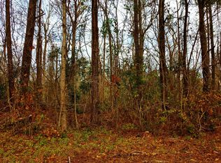 8 Kemper Rd, Hampstead, NC 28443