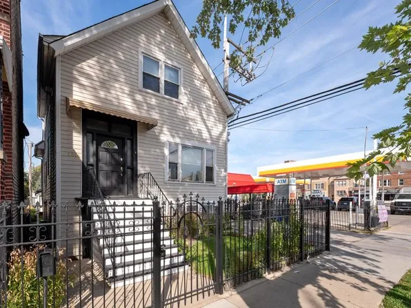 1614 W Addison St, Chicago, IL 60613