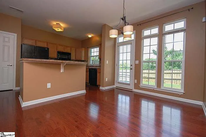 324 Juniper Bend Cir — Photo 10