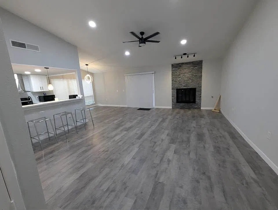 3 bed, 1610 sqft, $2,200 — Photo 4