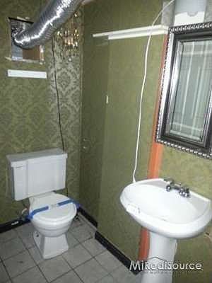 5th image of 1511 Westlawn St