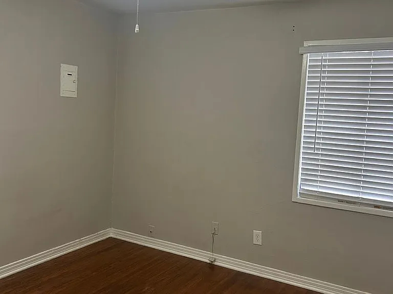 5700 Dennis Ave — Photo 4