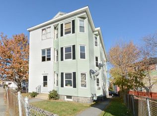 7 Camp St, Worcester, MA 01603