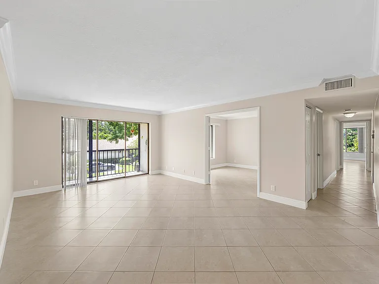 2733 SW Matheson Ave #115-A2 — Photo 1