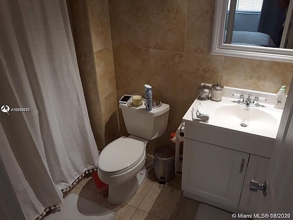 4th image of 18061 Biscayne Blvd APT 204