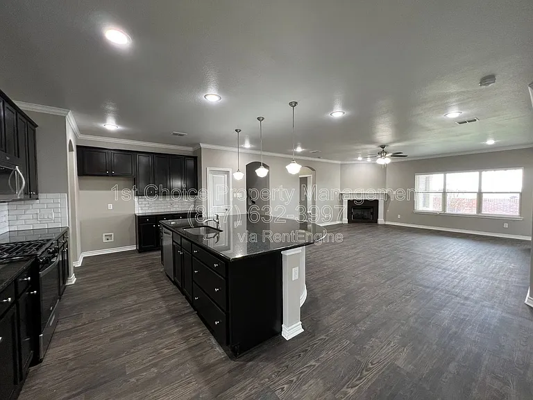109 Parkview Dr — Photo 6