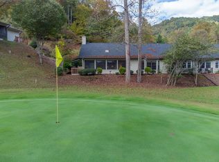 975 Oak Creek Rd #B, Franklin, NC 28734