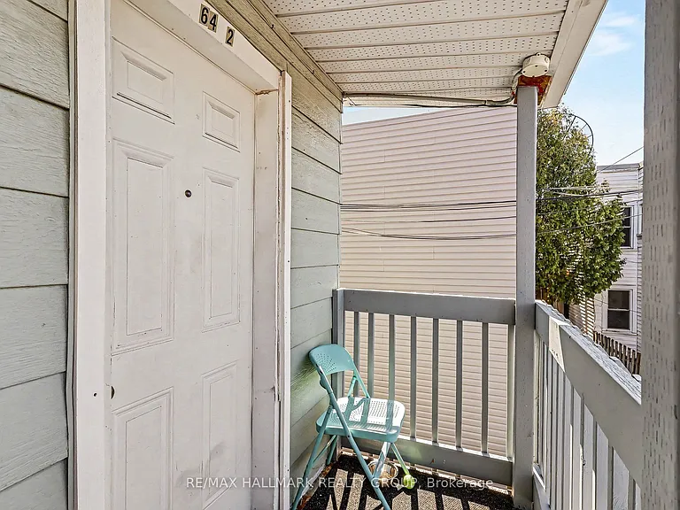 64 Cobourg St #2 — Photo 3