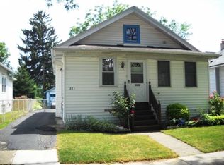 211 Lehigh Ave, Rochester, NY 14619