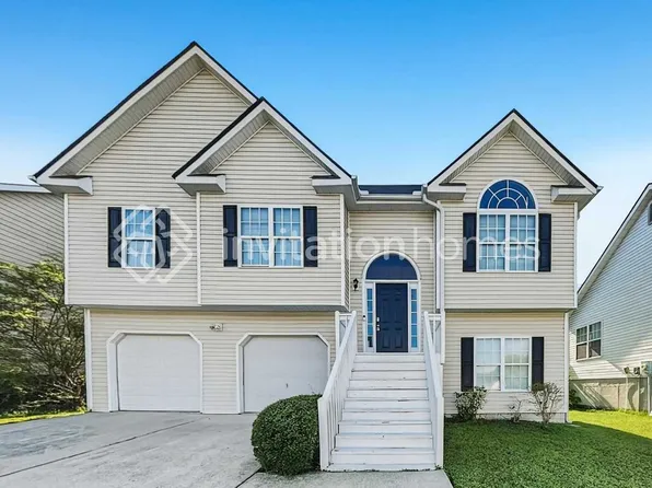 73 Richmond Dr, Hiram, GA 30141