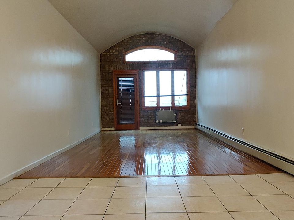 1st image of 555 Logan Ave #3