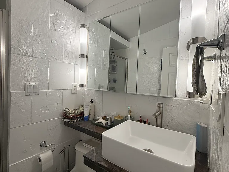 1356 N Pearl St #304 — Photo 21