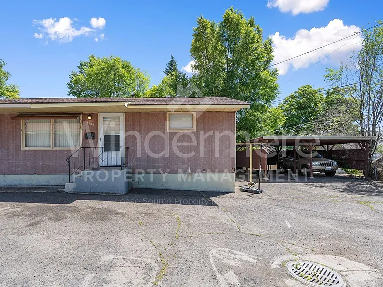 902 E Rockwell Ave — Photo 3