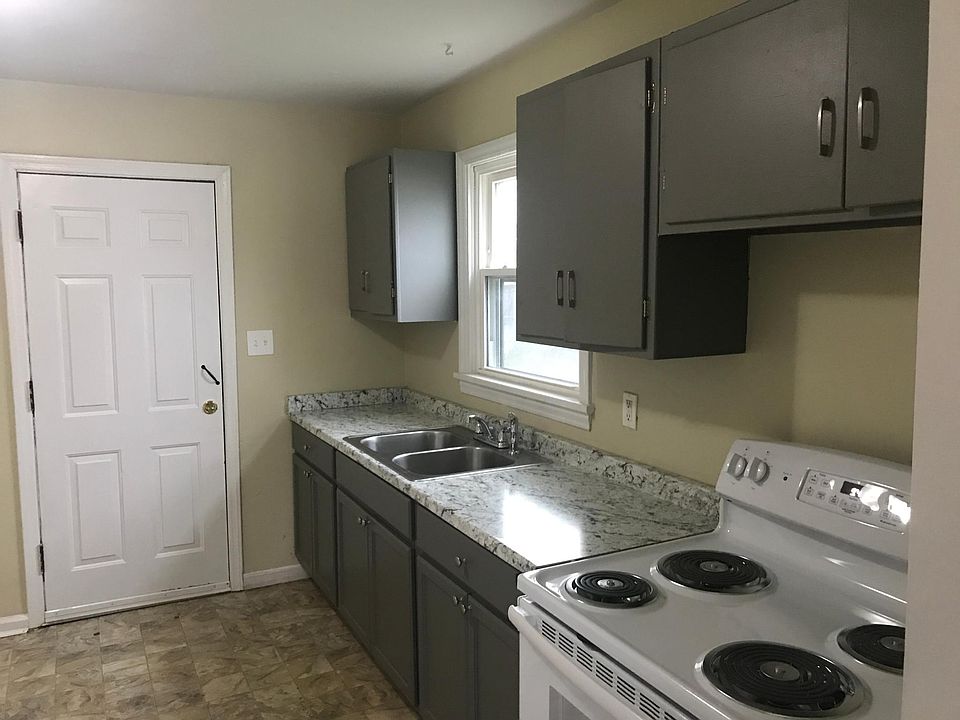 1st image of 1226 Grayson Ave NW