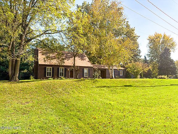 2nd image of 1443 Eastgate Rd