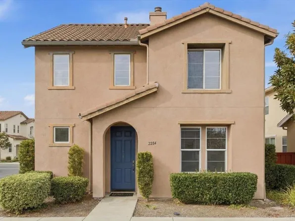 2284 Red Leaf Ln, Chula Vista, CA 91915